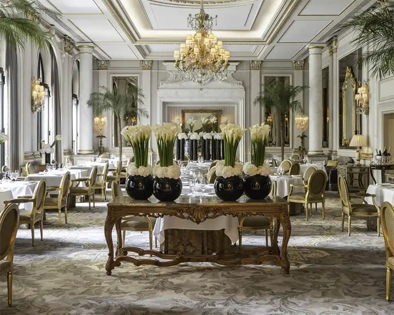 Venue Four Seasons Hotel Goerge V Paris